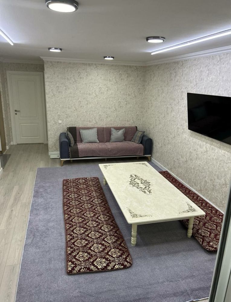 Чиланзар 2. Продам 3/2/4 кирпич Комнаты-Раздельные. Паспортный стол