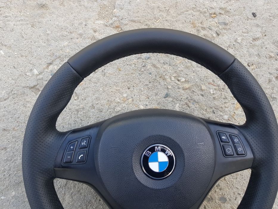 Volan m reconditionat bmw e90 e91 e92