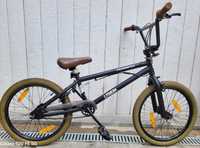 Bicicleta BMX cu roti de 20'