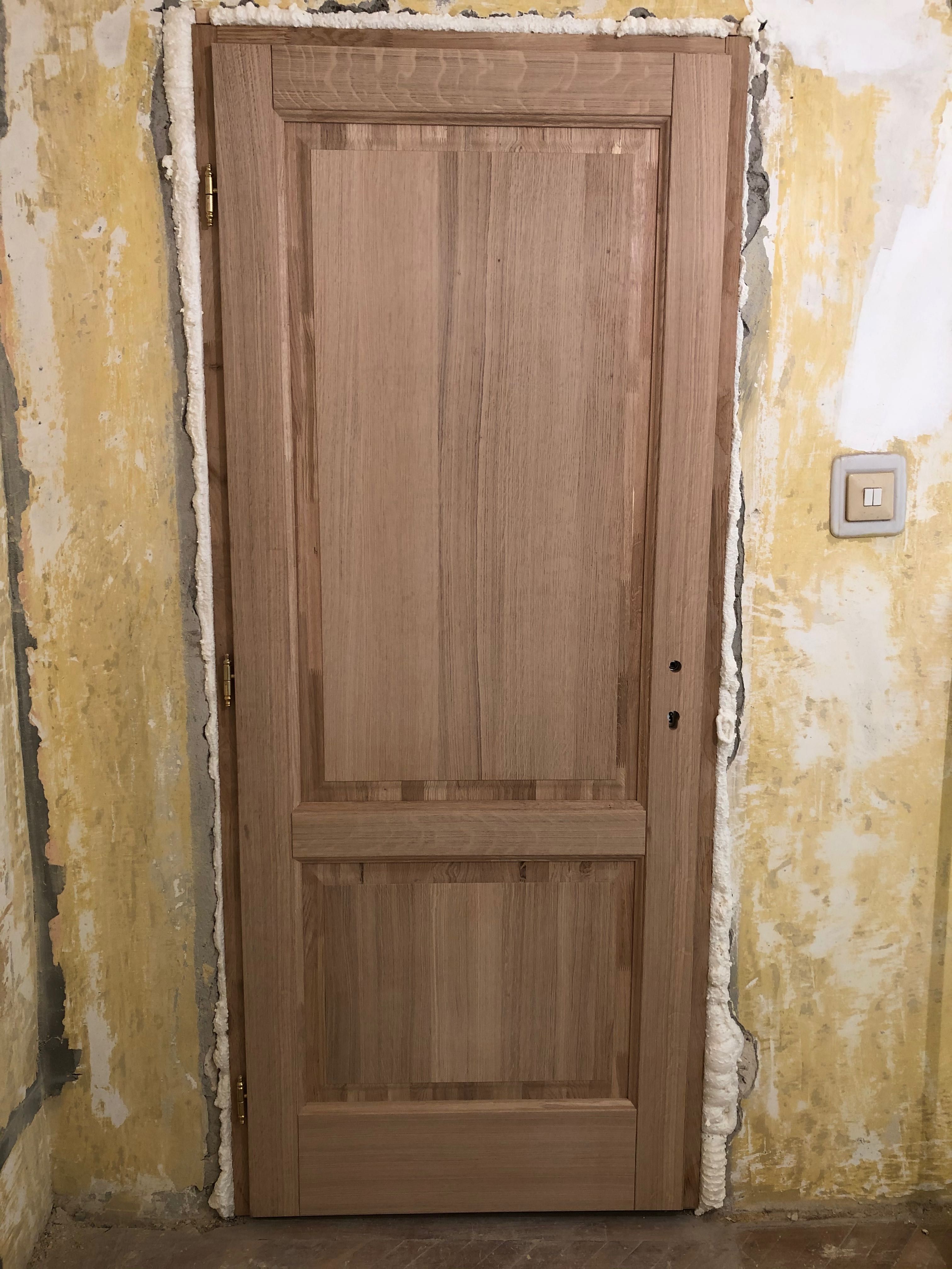 Montaj Montaje Montez usi de Interior Metalice si Pvc , Timisoara