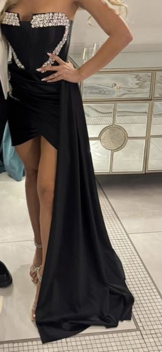 Rochie elegantă neagră Mexton