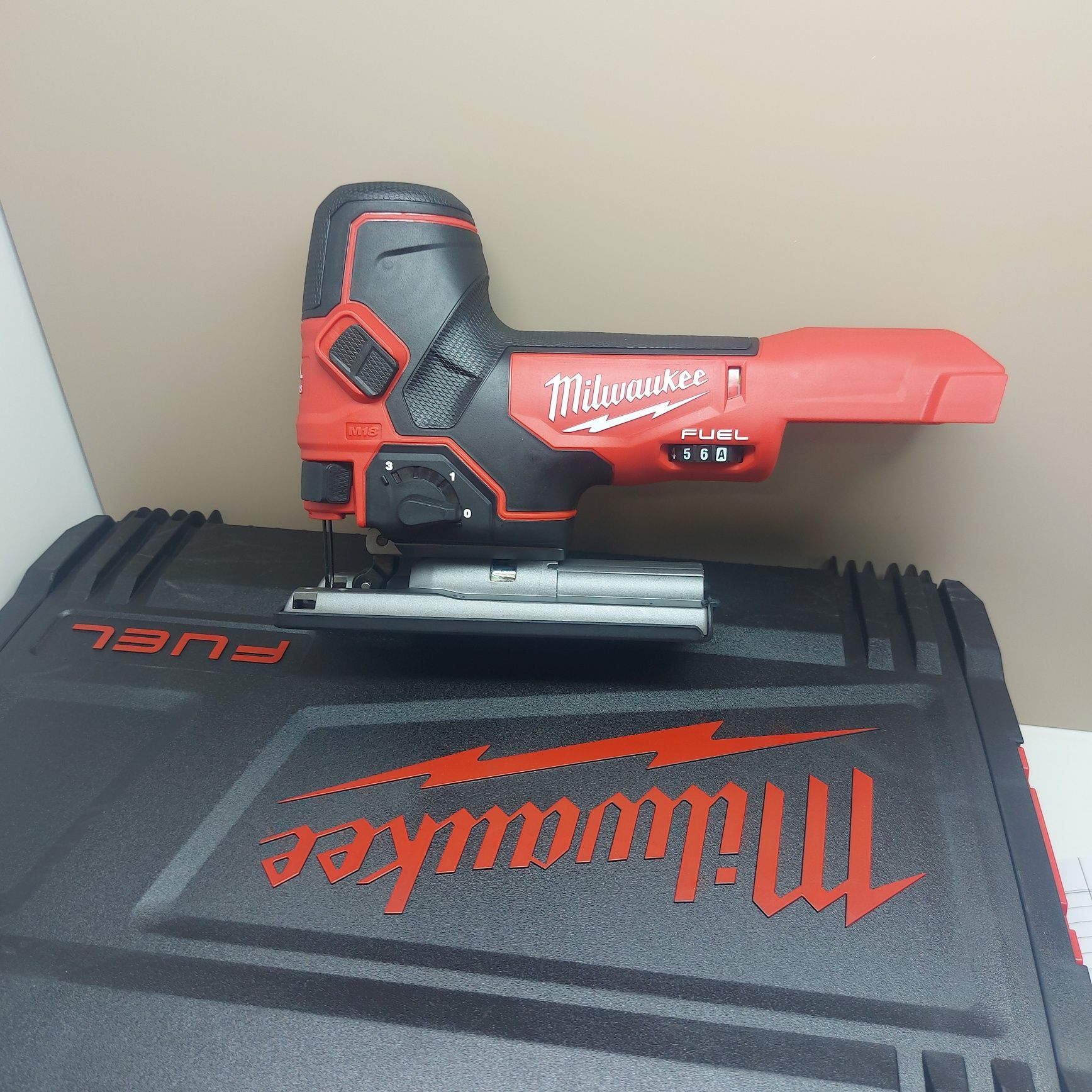 Нов прободен трион(зеге) Milwaukee M18 FBJS-0X