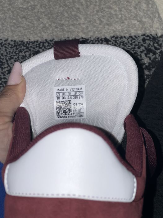 Vand adidasi adidas originali marimea 44 noi