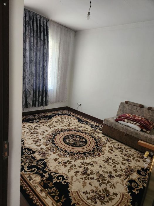 Срочно продается 3/5/5 в Яшнабадском районе на УзБум в  Обод макон