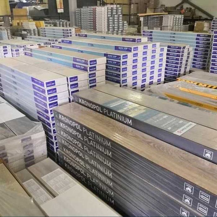 Ликвидация склада по ламинату по 2990 м2