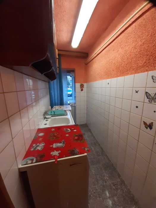 Inchiriez garsoniera micro 4