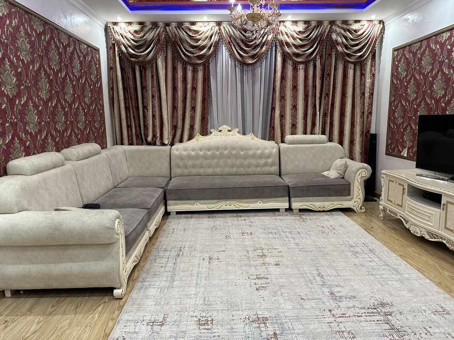 Прдам угловой диван