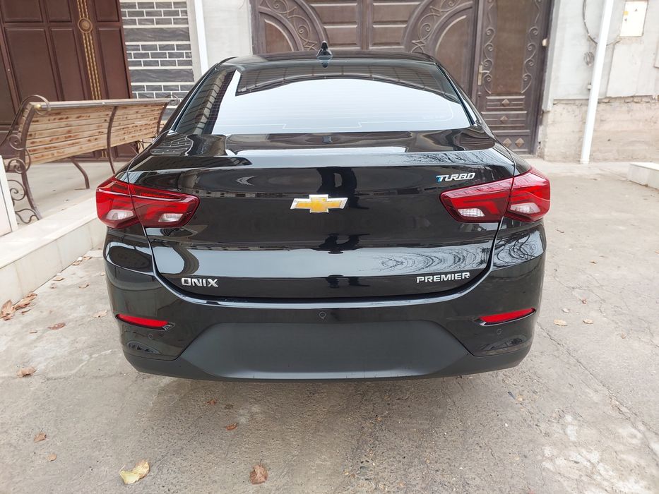 Chevrolet Onix Premier-2 Turbo AT 2023 yil