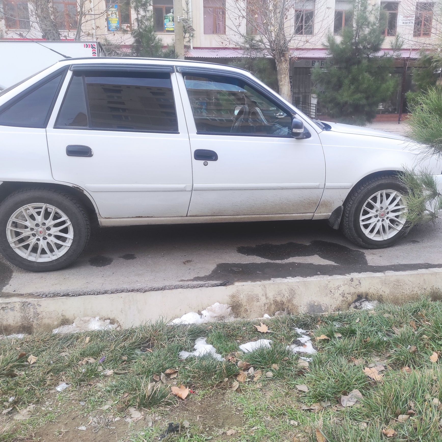 Diska balon sotiladi ddddd