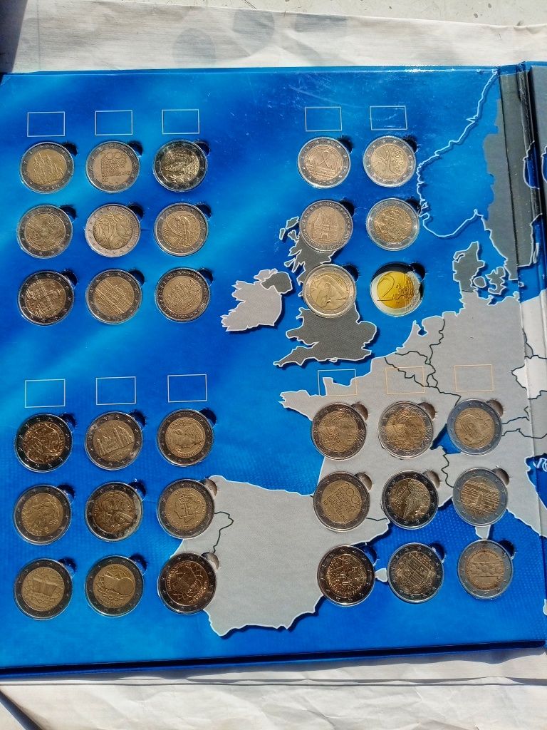 Юбилейни 2 еврови монети