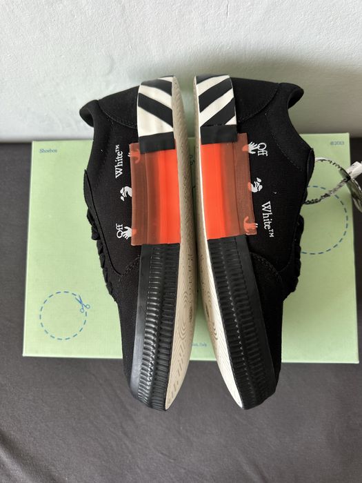 Off-White Vulcanized Low , marimea 43