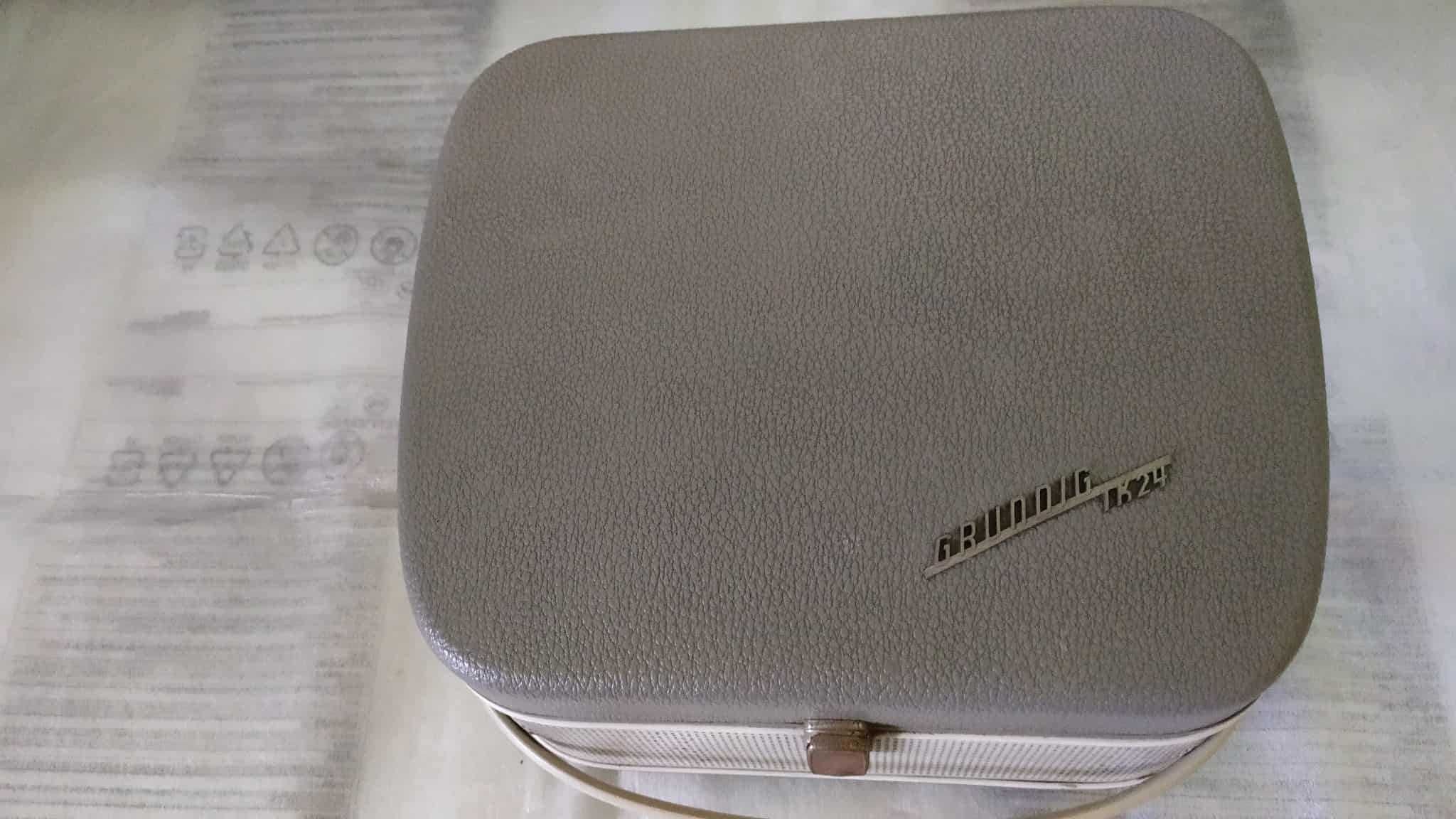 Колекционерски РОЛКОВ МАГНЕТОФОН GRUNDIG от Едно време 1958г