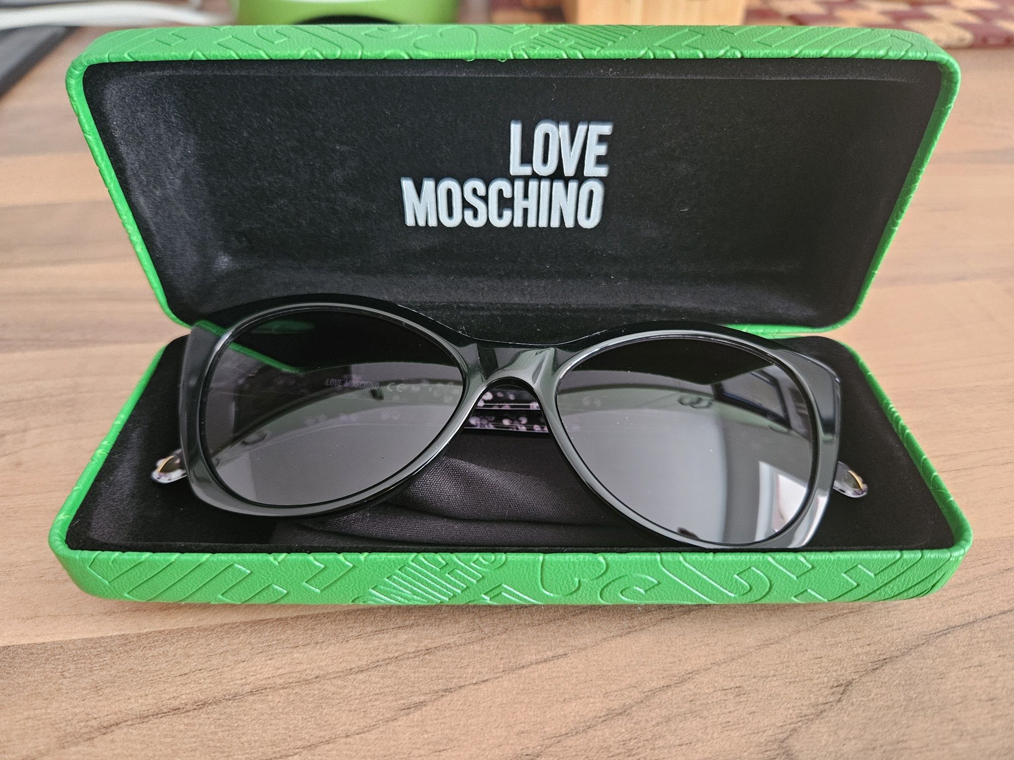 Ochelari de soare Cat-eye Moschino