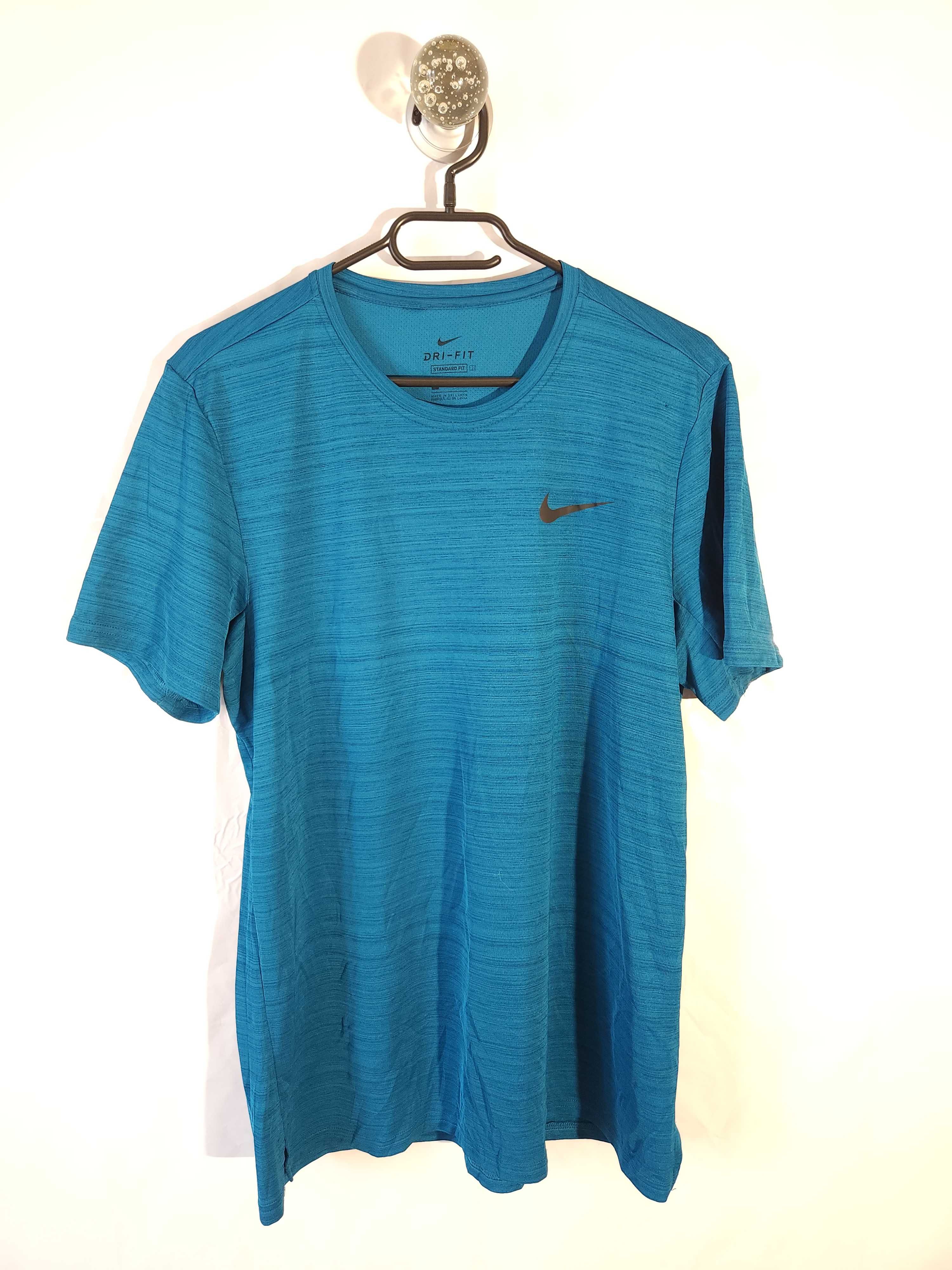 NIKE Dri-Fit Тениска/Мъжка М
