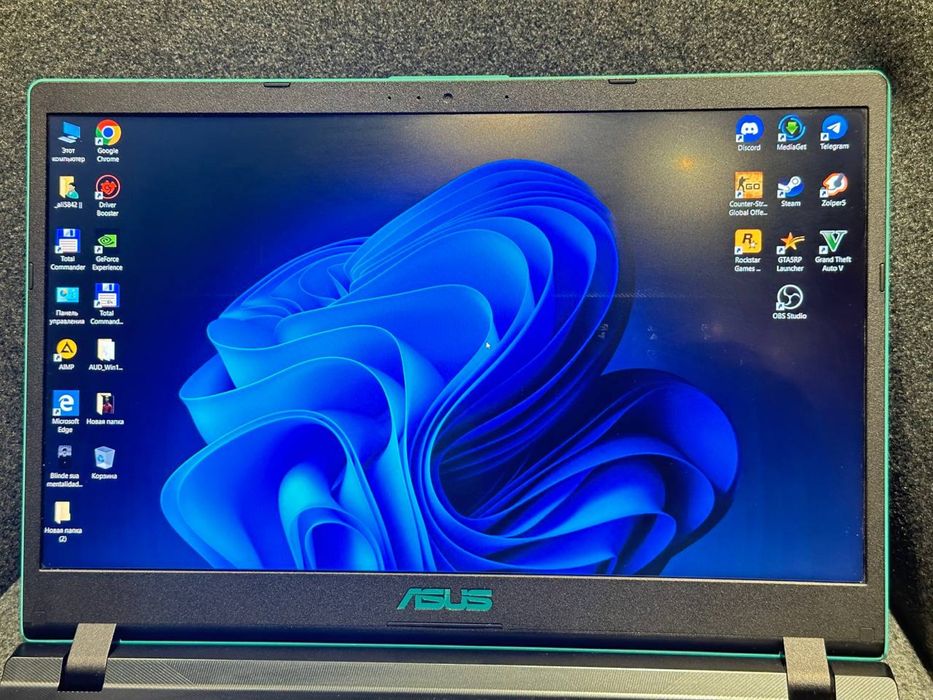 Asus X560UD ноутбук