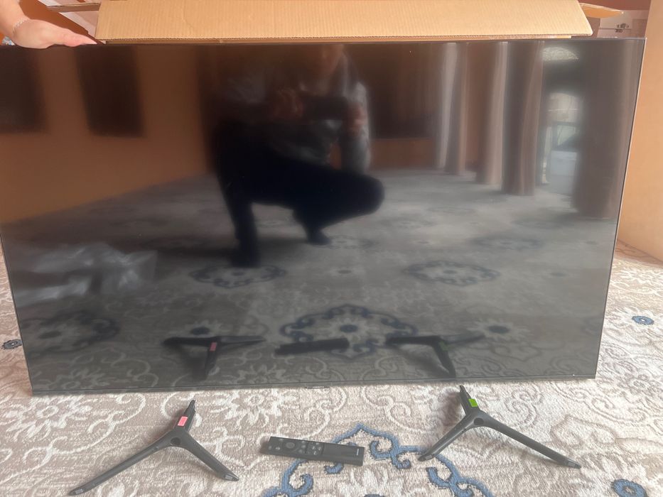 Samsung TV Crystal UHD 4K UC7000