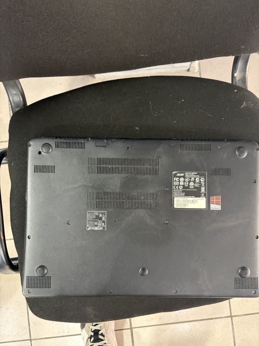 Vand laptop acer aspire v5 i7 4500 4gb hdd 500gb nvidia gt750m