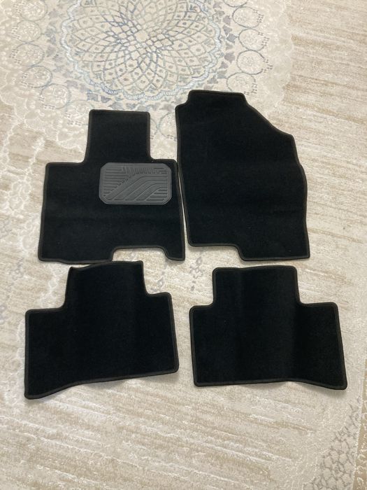 Полики новые стандартные на любую машину подходит