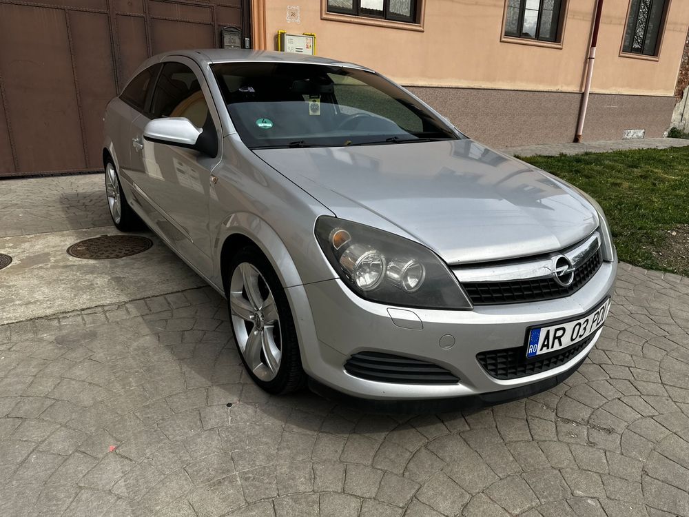 •Opel astra gtc 2008 • 1.8 benzina • primul propietar• carte service •