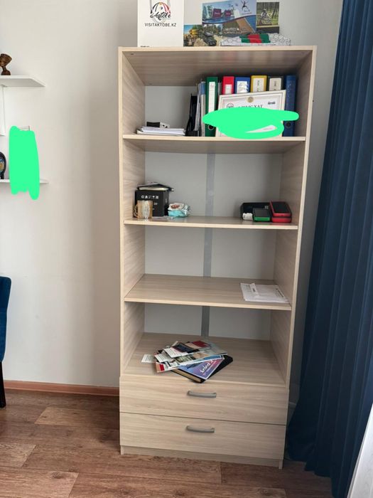 ПРОДАМ шкаф с полками за 10 000 тг