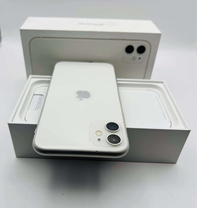 Vand /Schimb IPhone 11 White Impecabil 128 GB