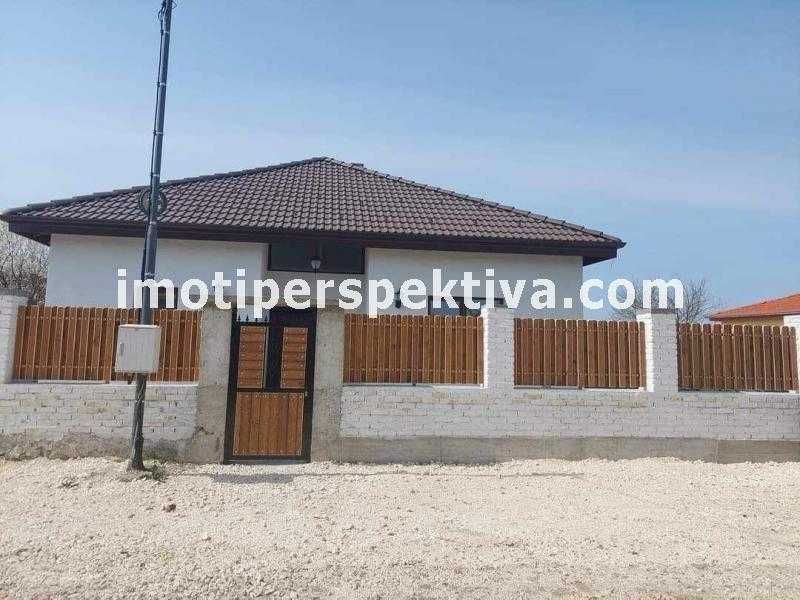 Продава се Къща в с. Момино село, Област Пловдив - 150 кв.м за 1034 €/кв.м - Снимка #2