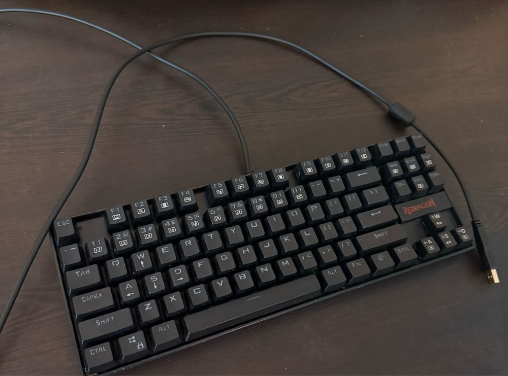 Геймърска клавиатура Redragon Kumara K552-2