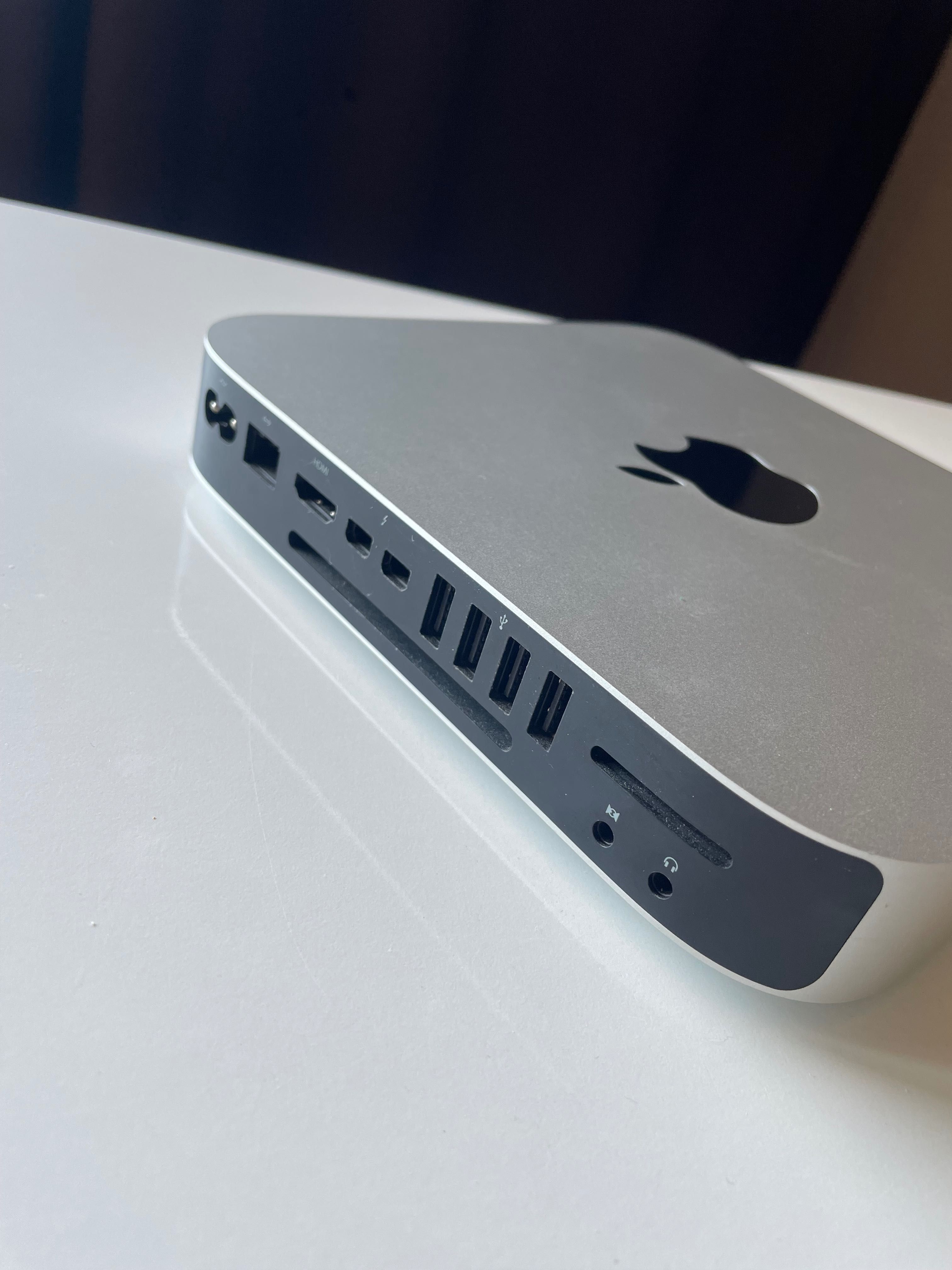 Mac Mini 8GB RAM 256GB SSD Intel i5