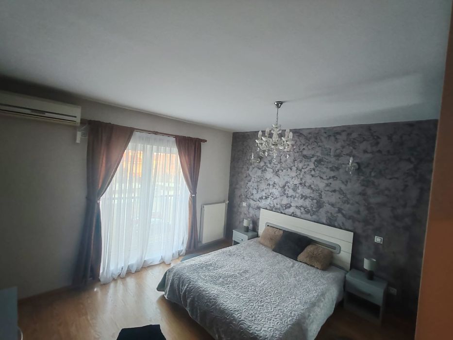 Apartamente de închiriat 68 mp cu parcare privată, cartier subcetate