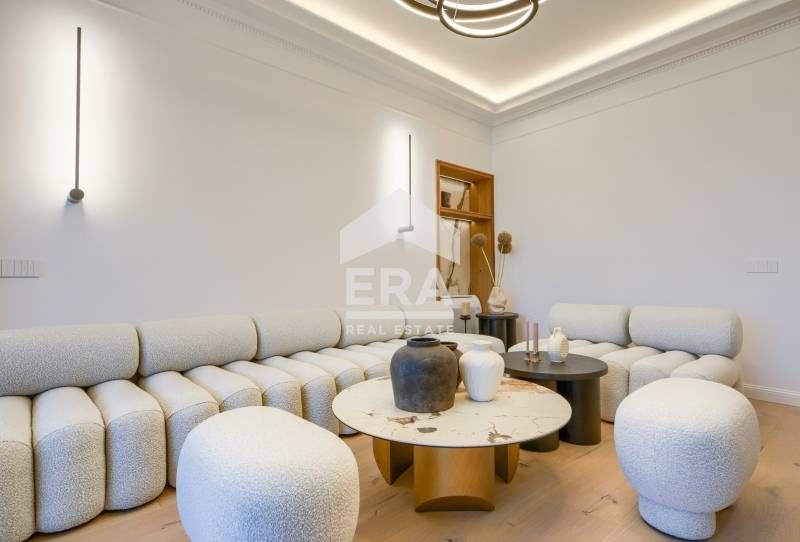 Единствен по рода си апартамент с гледка към Борисовата градина и план