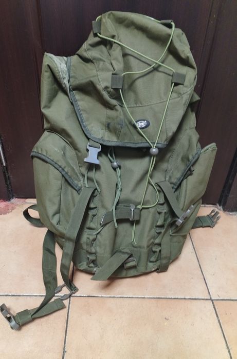 Rucsac militar/ rănită în stare foarte buna