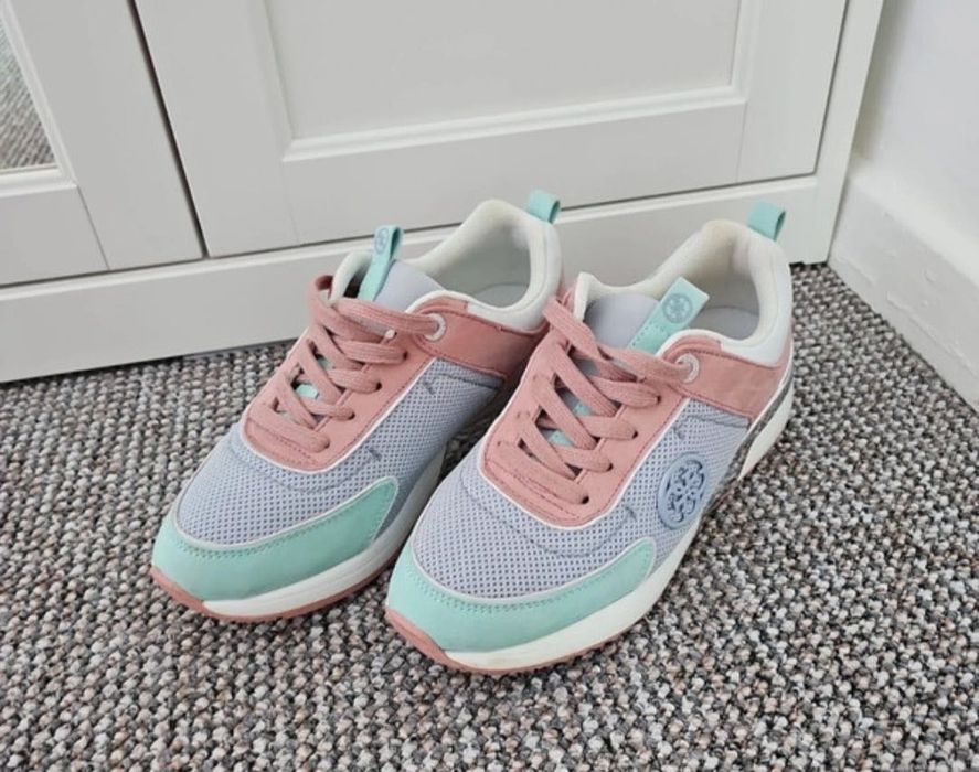 Guess обувки, 38