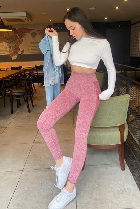 КЛИН (Зимни и летни ) Gymshark.Еластичен материал за стягане.