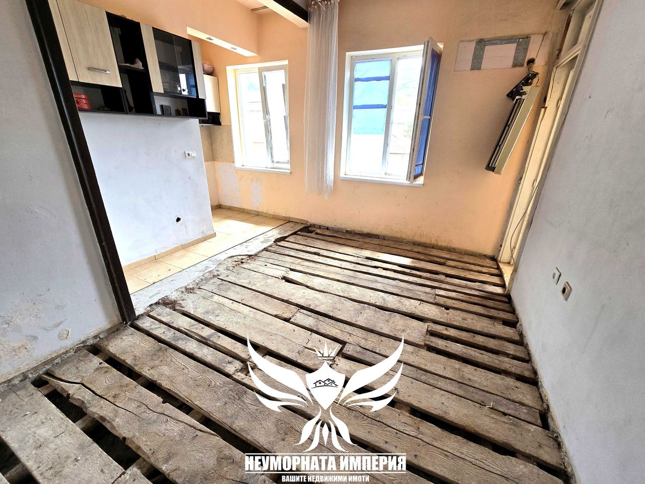 Продава се Многостаен апартамент в Асеновград - 120 кв.м за 813 €/кв.м - Снимка #6