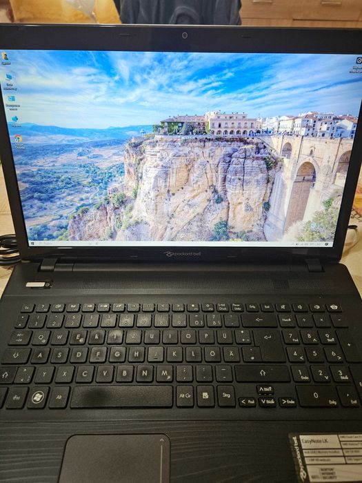 Лаптоп Packard Bell 6Gb 128Gb Windows 10