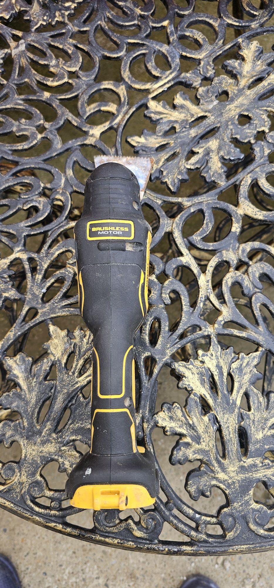 multifuncțional dewalt motor brushless