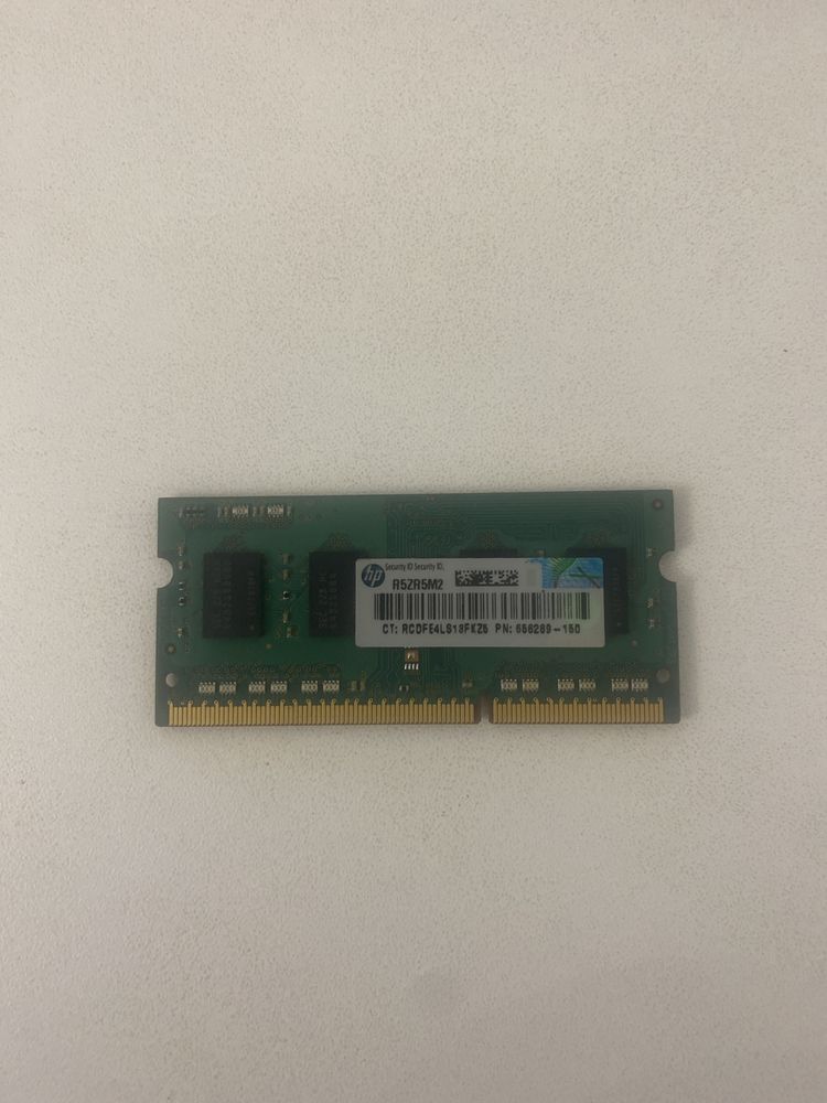 Оперативная память Samsung DDR3 2GB PC3-12800S для ноутбука ОЗУ
