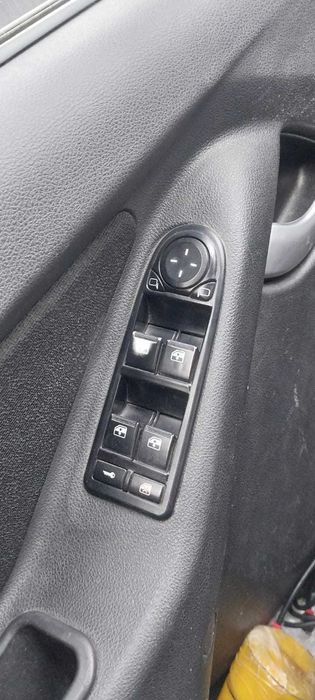 Продам лада гранта лифтбек 2015 года, полный люкс.