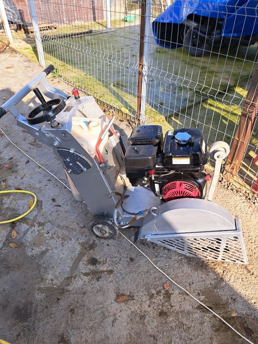 Masina de Tăiat Asfalt Husqvarna 2022