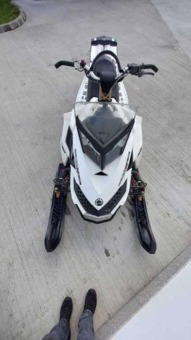 Vand snowmobil Ski-Doo Free Ride