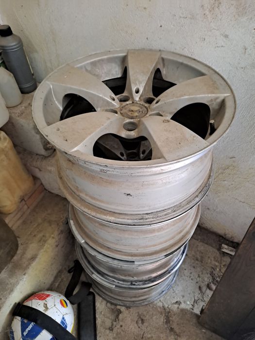 Vând jante bmw 17"