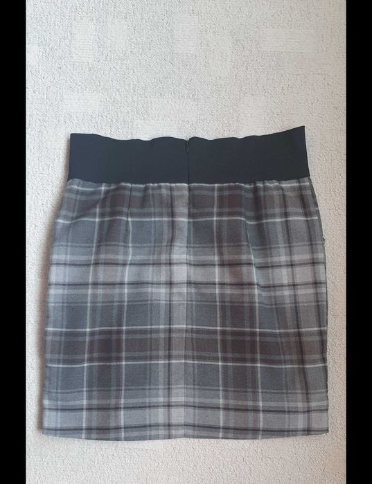 Fusta mini gri cu carouri, buzunare mar.36/ S