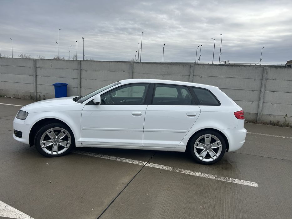 Audi a3 1.6 tdi 105 cp, an fabr 2010, euro5, interior s-line