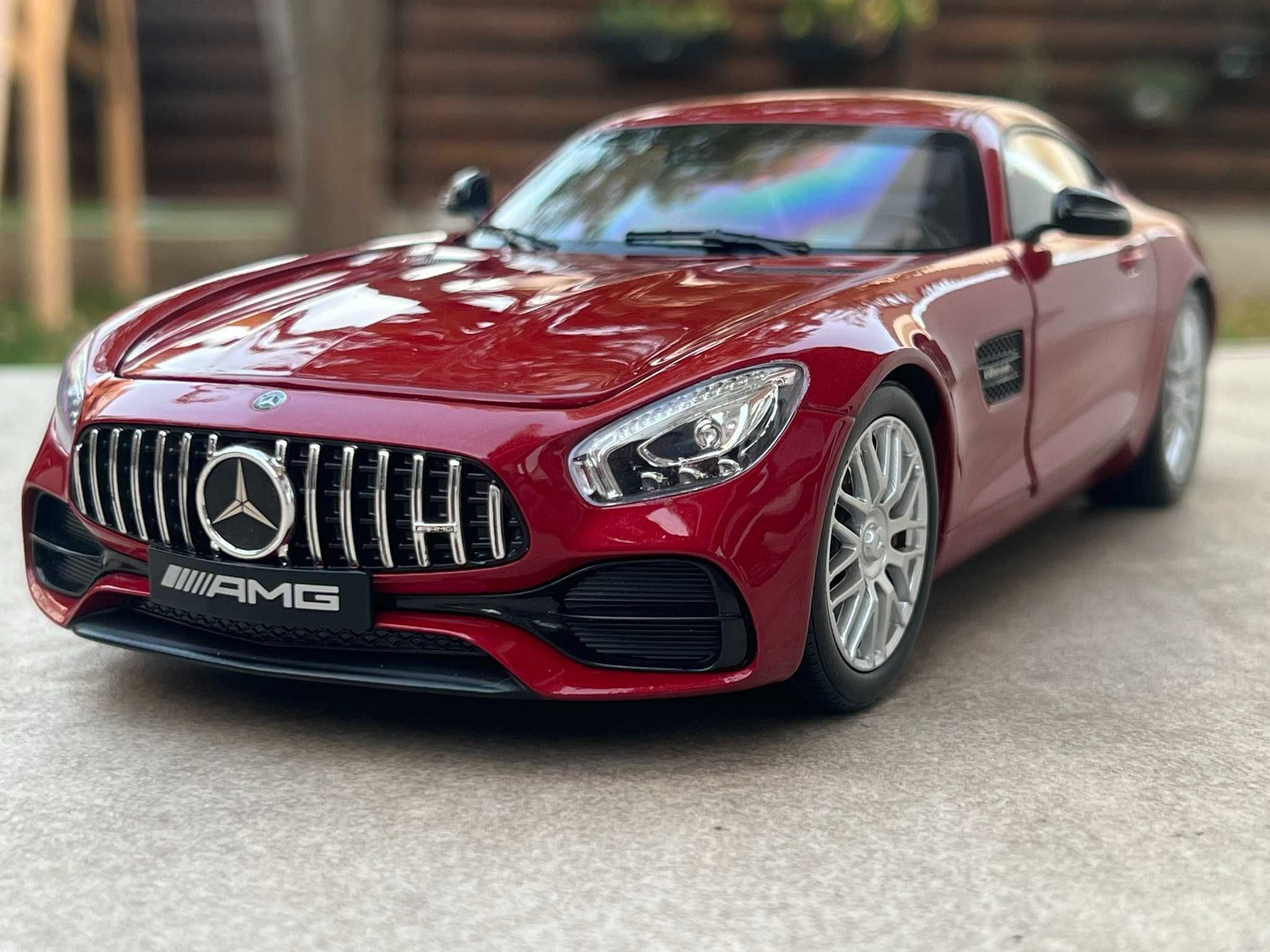 Mercedes Benz AMG GT S C190 2016 1:18 Norev Dealer Edition