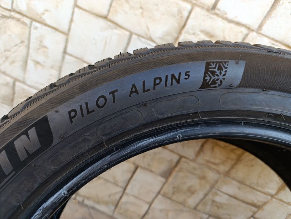 Зимни гуми Michelin 215/50/18 Pilot Alpine 5