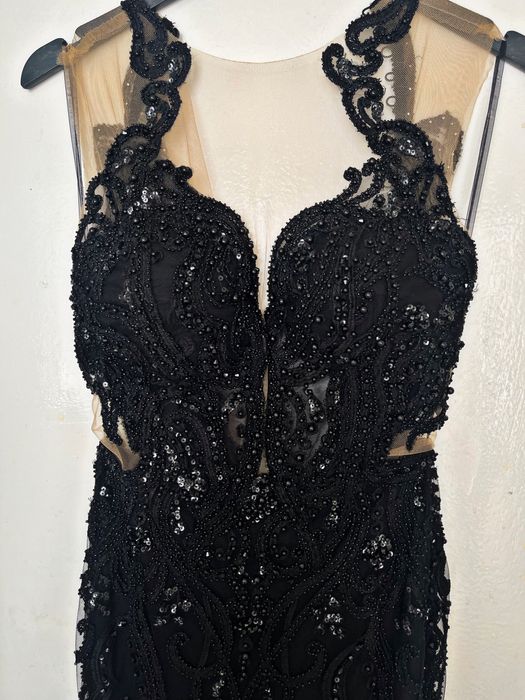 Черна бална рокля от Berna Moda