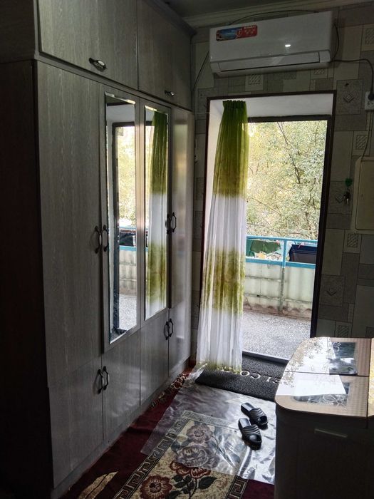 Navoiy shaxardan 2-etaj 2xonali kvarteta tayyor sotiladi