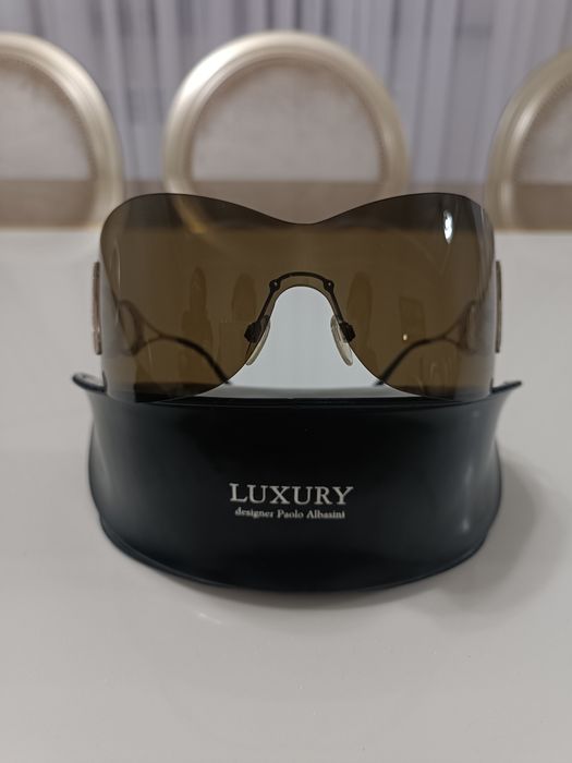 Солнцезащитные очки женские