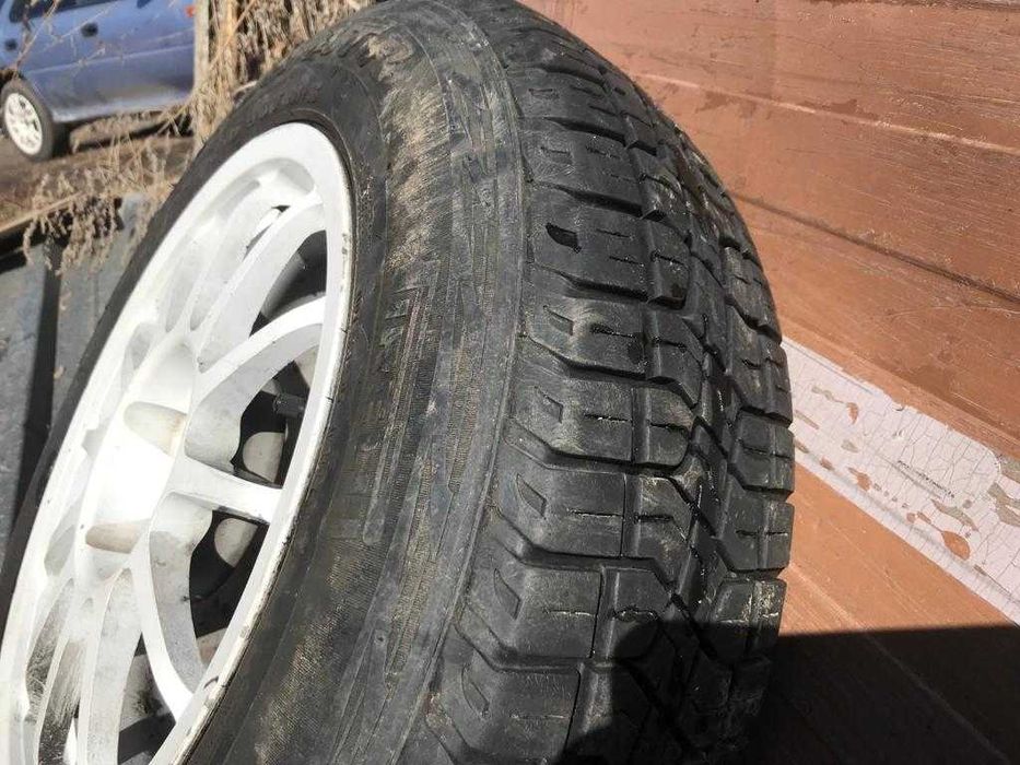 Продам резину Пирелли, в количестве 5 штук. 185/75/16. KASPI RED