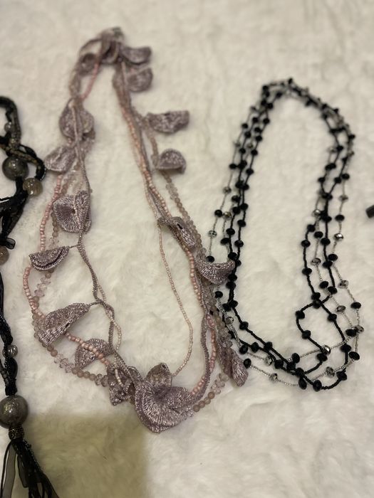 Бусы разные в идеале . Италия.